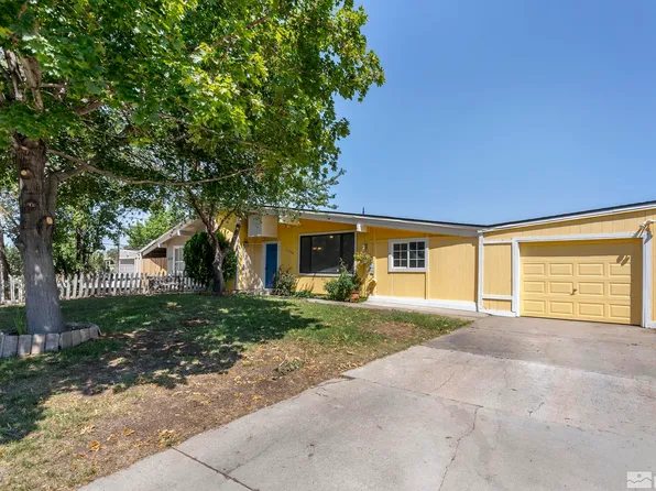 11140 Green Mountain St, Reno, NV 89506