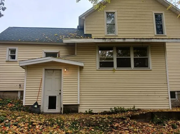 808 Lynn St, Cadillac, MI 49601