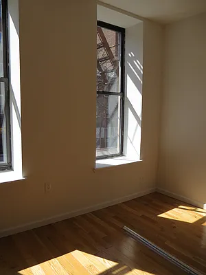 Rented by Centric New York | media 7