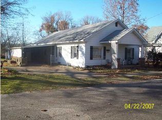 305 N Spring St, Princeton, IN 47670