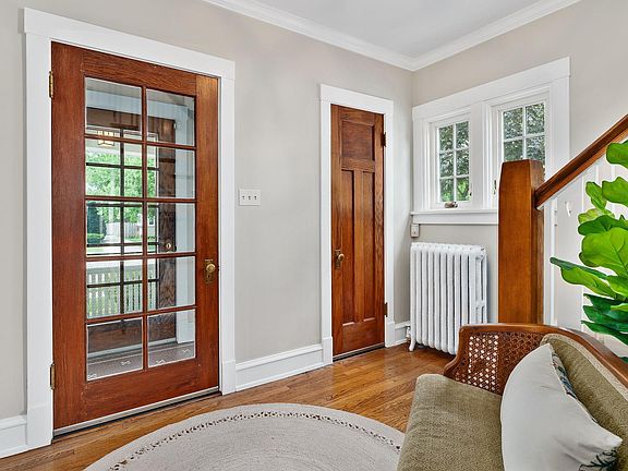 5th image of 333 S Kensington Ave