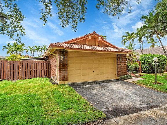 2nd image of 3360 E Point Drive