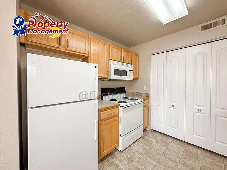 11884 W Cloverbrook Ln #202 — Photo 12