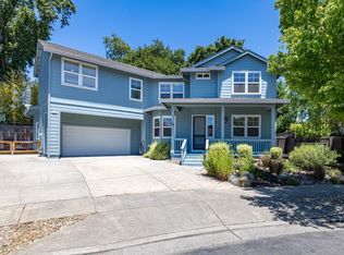 520 Morgan Woods Ct, Windsor, CA 95492