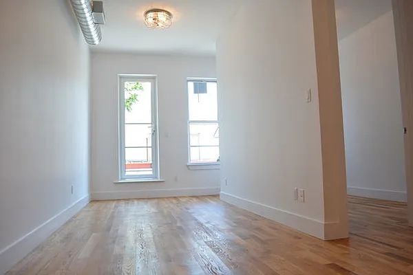 Rented by L Rose Realty | media 11