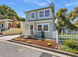 216 2nd St, Pacific Grove, CA 93950