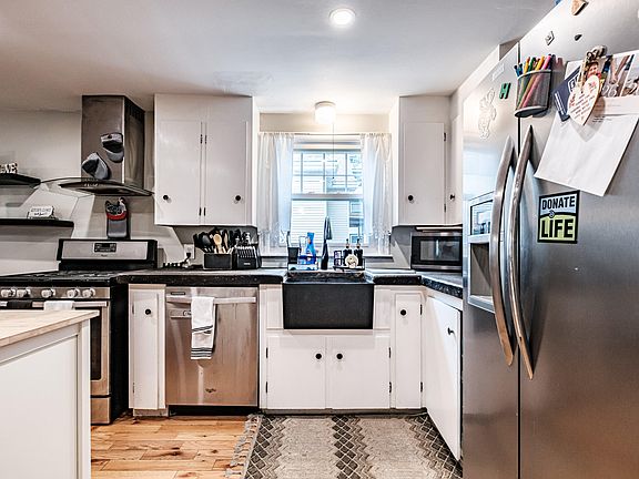5th image of 35 Belknap Street