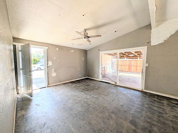 4th image of 6516 Milam Way
