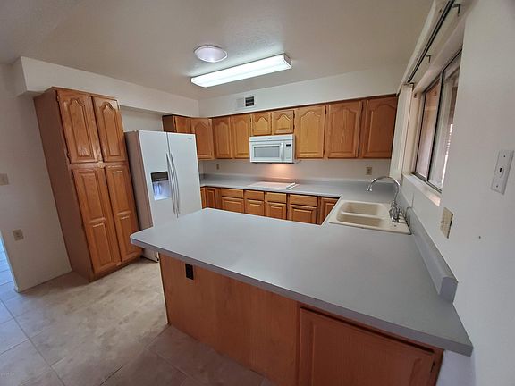 5th image of 8015 E Flossmoor Ave