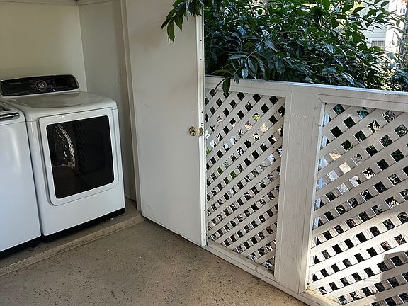4th image of 7624 Hollister Ave Unit 113