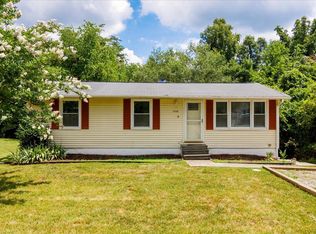 3166 Ivyland Dr, Roanoke, VA 24014