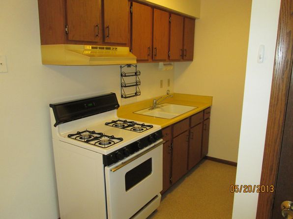 319 N Main St APT 14