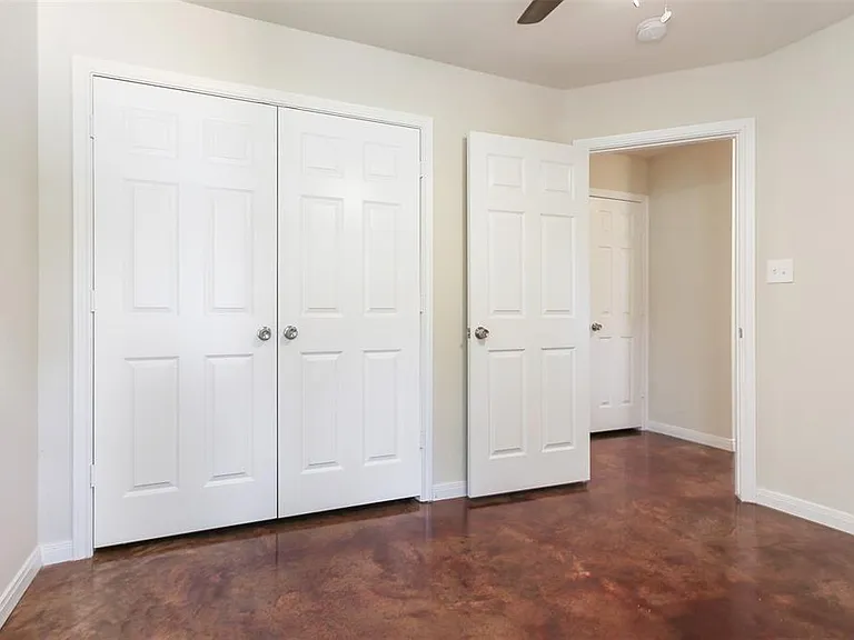 5610 Highline Dr — Photo 8