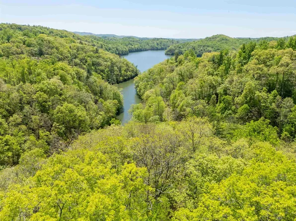 Tbd Cabin Land Dr, Radford, VA 24141