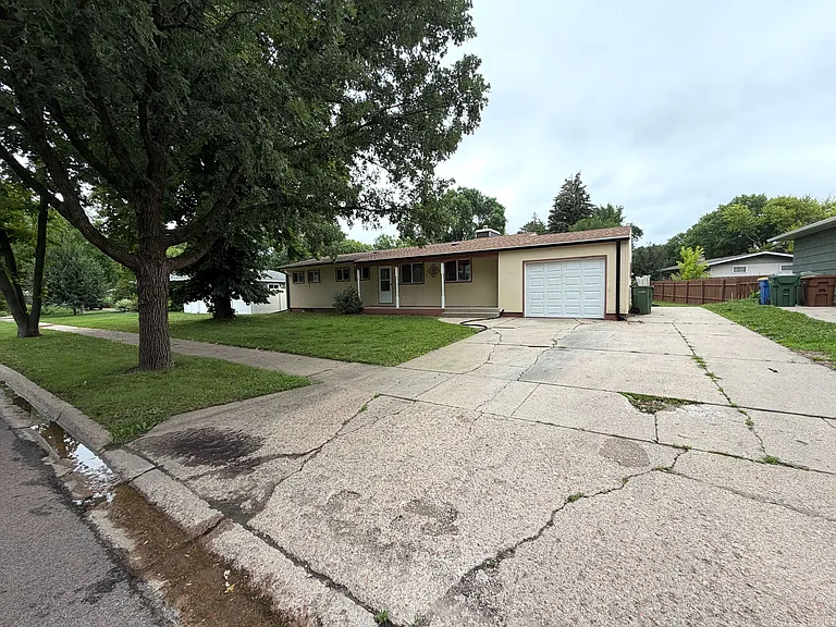 1309 Legeros Dr — Photo 29