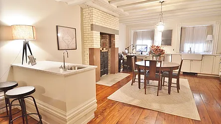 Rented by Park Property Advisors