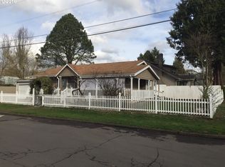 2928 SE 85th Ave, Portland, OR