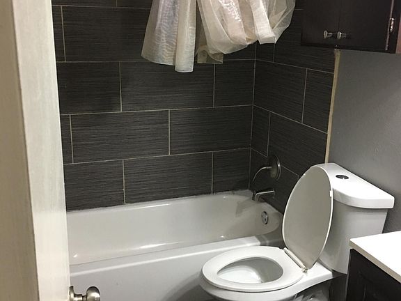 2nd image of 116 N Warren St APT 5
