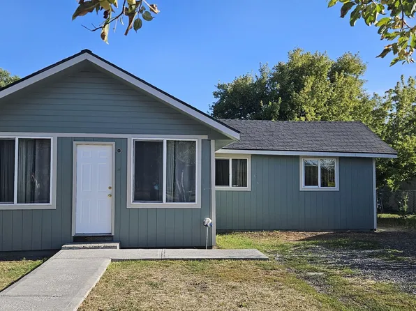 2136 Radcliffe Ave, Klamath Falls, OR 97601