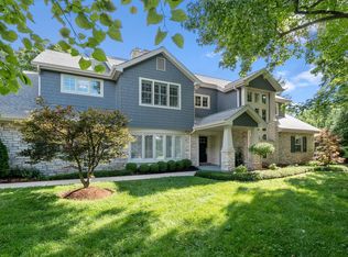 9 Huntleigh Manor Ln, Saint Louis, MO 63131
