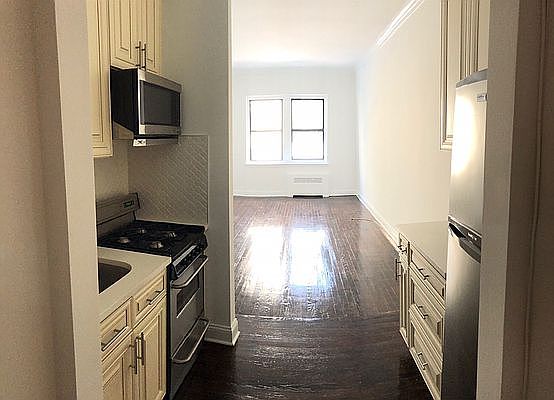 1st image of 222 E 56th St APT 5C