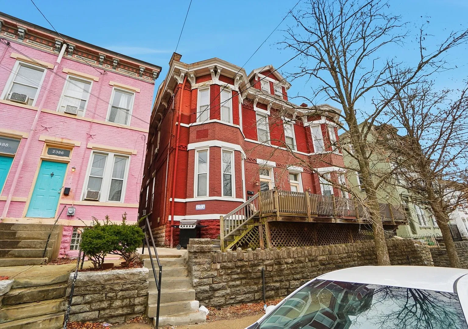 6 bed/2 bath on Wheeler Mins. from UC for Only $700/pp ($4,200/mo) — Photo 1