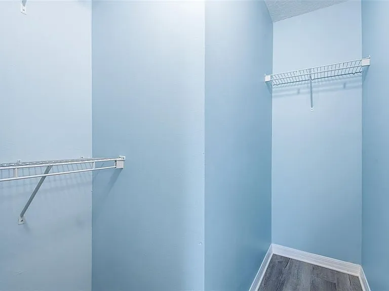 6 Burrell Pl — Photo 34