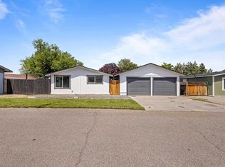 9186 W Yellowstone Ave, Kennewick, WA