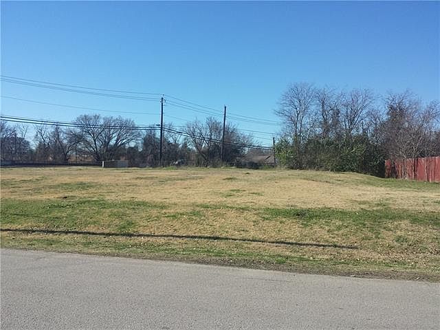 1st image of 501 Brookside Dr