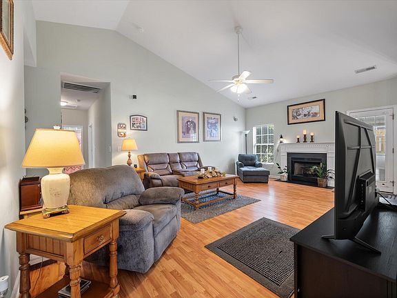 5th image of 171 Highwoods Plantation Ave