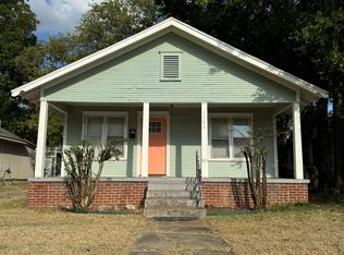 1143 S Wheeling Ave E, Tulsa, OK 74104