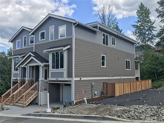 3rd image of 2107 NW Lynx Loop Homesite 24