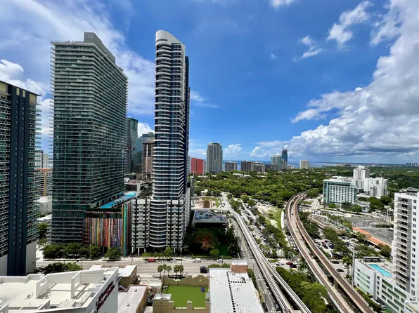 79 SW 12th St APT 2903, Miami, FL 33130