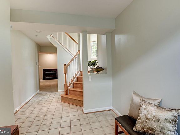 5th image of 5401 Whitley Park Ter #52