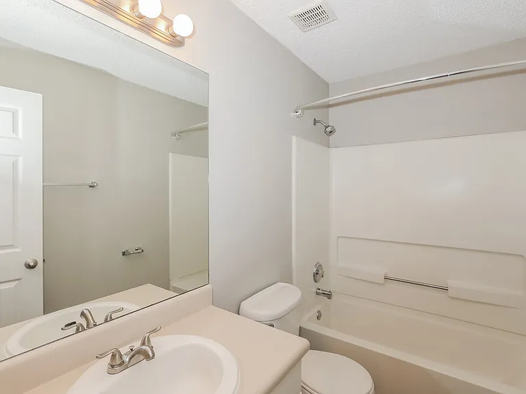 172 Regency Park Dr — Photo 15