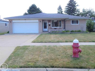 31122 Hartwick Dr, Warren, MI, 48088