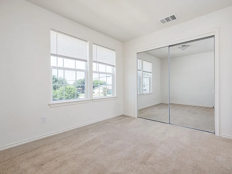 230 S Debus 101b Dr — Photo 13