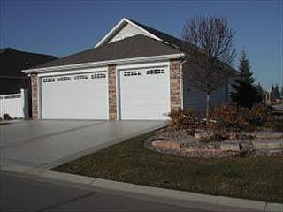 4th image of 797 Villa Park Way