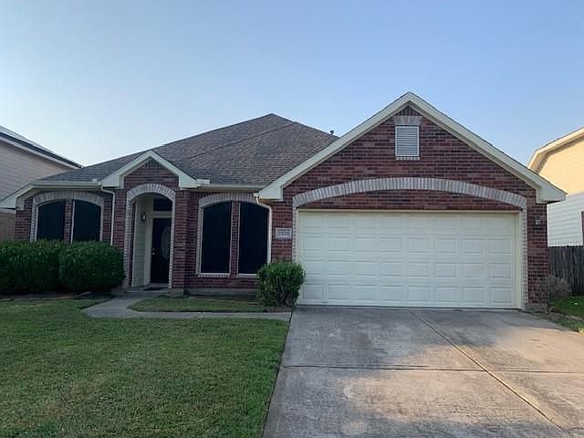 1st image of 1526 Chandler Park Ln