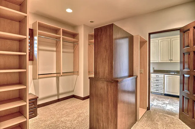 222 Iris Ave — Photo 29