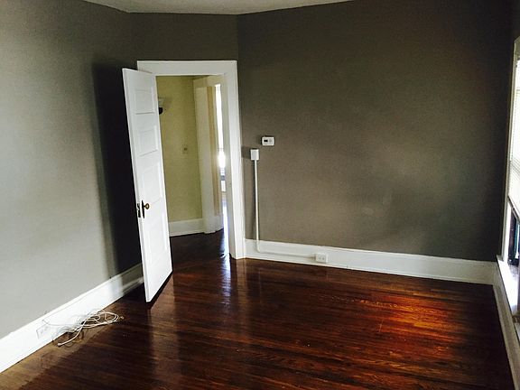 5th image of 600 Parkwood St NE #2