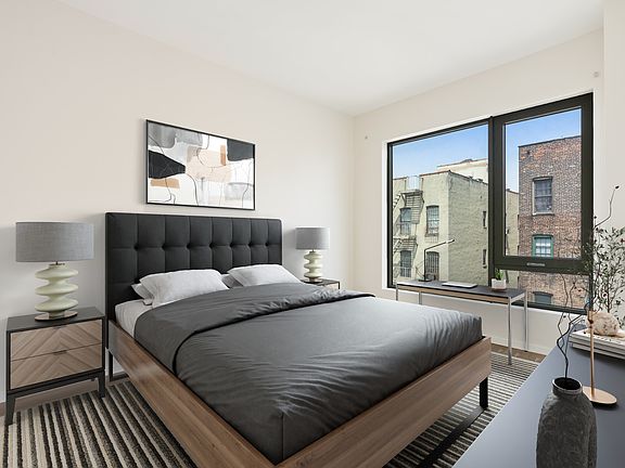 4th image of 521 W 134th St #5B