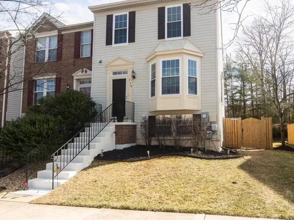 719 Pine Drift Dr, Odenton, MD 21113