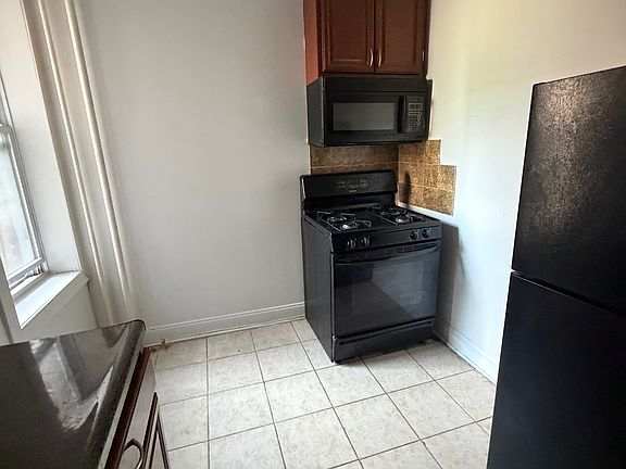 2nd image of 1084 Kennedy Blvd #7F