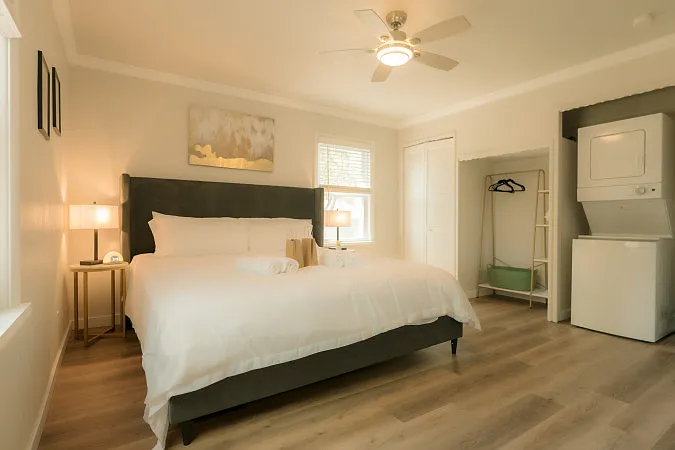 6605 N Sheridan Rd #1 — Photo 43