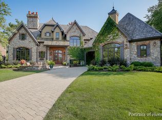 323 Claremont Ct, Naperville, IL 60540