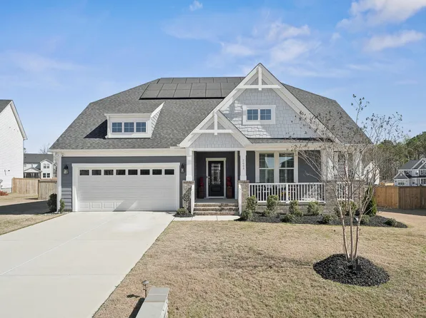 2004 Big Panther Dr, Willow Spring, NC 27592