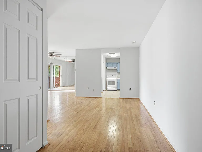 3800 Meghan Dr #3C — Photo 3