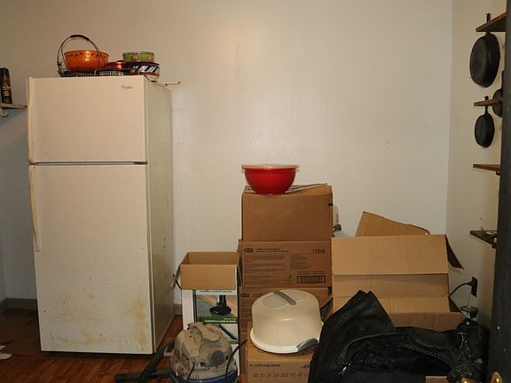 3rd image of 660 Prince Loop
