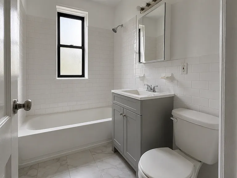 3412 Bruner Ave #2 — Photo 4